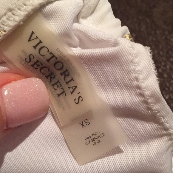 Victoria’s Secret Polkadot Bikini Top Sz XS - Picture 3 of 3